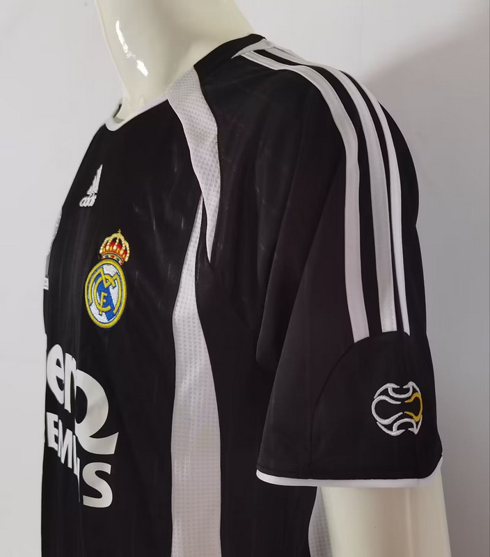 06 Real Madrid Black